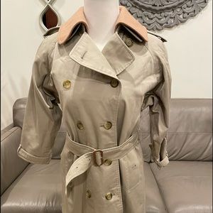 BURBERRY OF LONDON Vintage Trench Coat